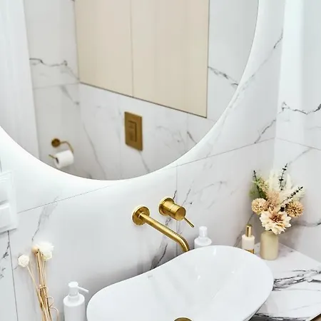 Park -laguna - Premium 2 公寓 波兰尼卡-兹德鲁伊