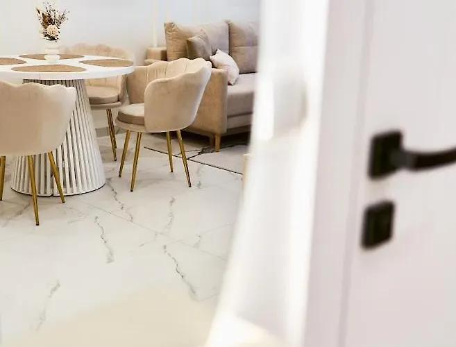 Park -laguna - Premium 2 Apartment *