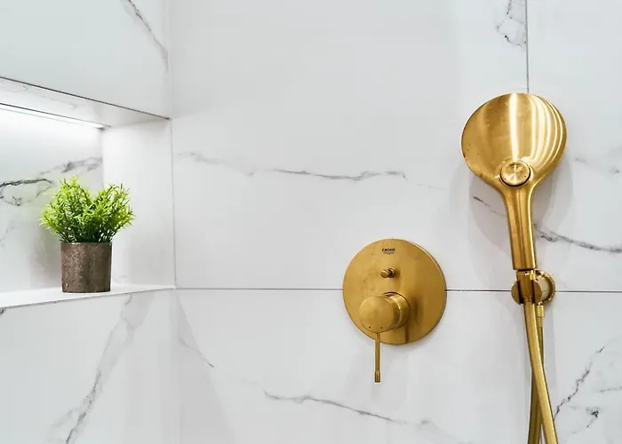 Park -laguna - Premium 2 Apartment *