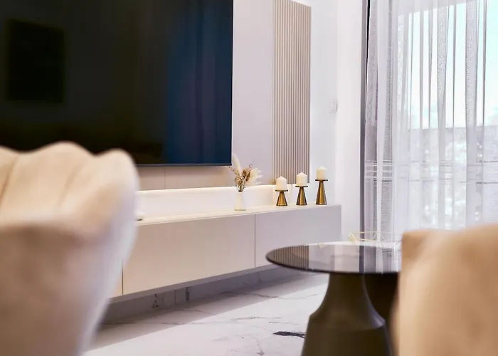 Park -laguna - Premium 2 Apartment *